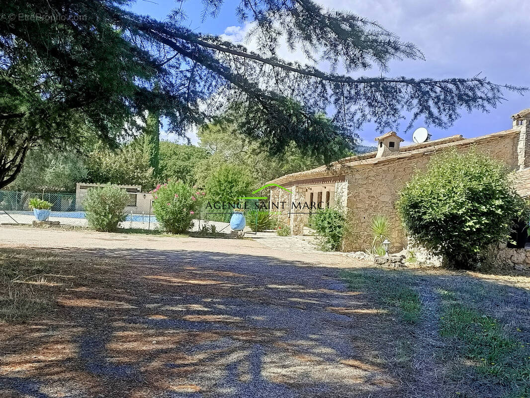 Maison à PEYMEINADE