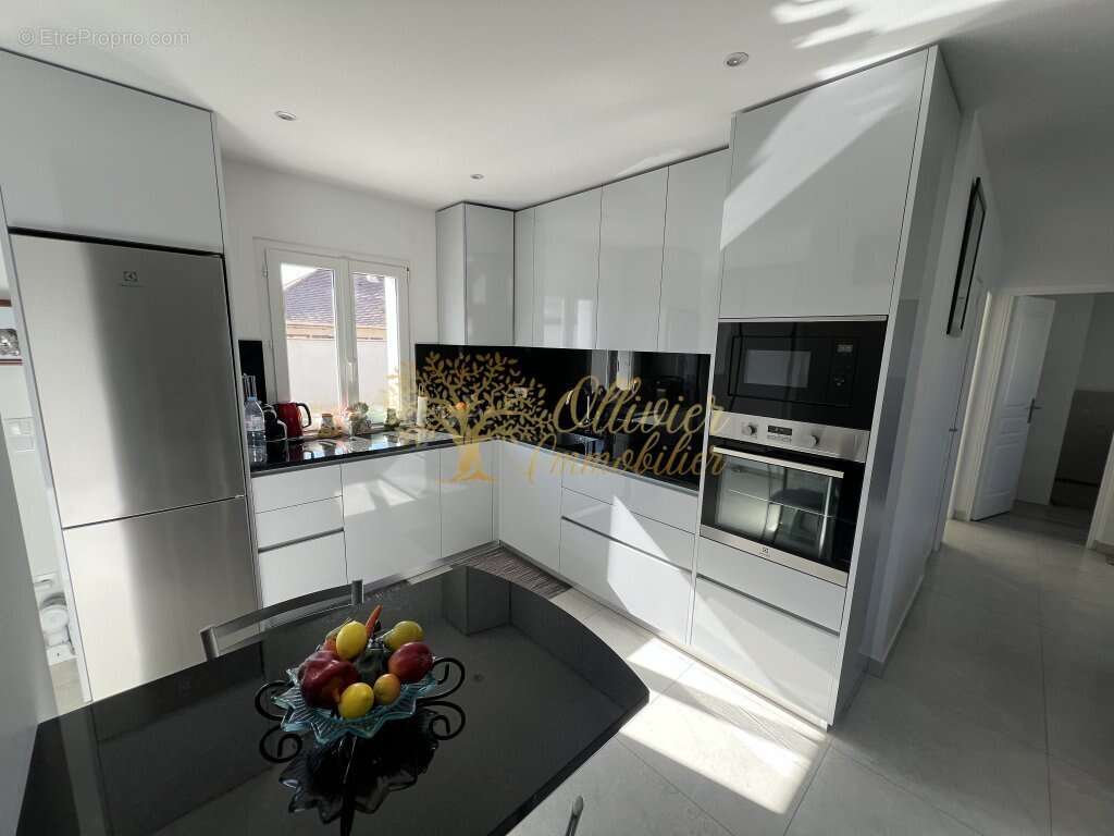 Maison à PONTAULT-COMBAULT