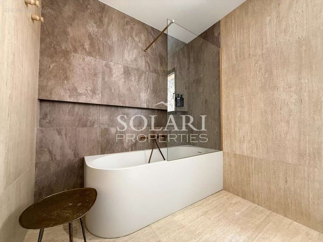 Villa d’architecte avec vue mer et piscine à Théoule-sur-Mer - photo 24