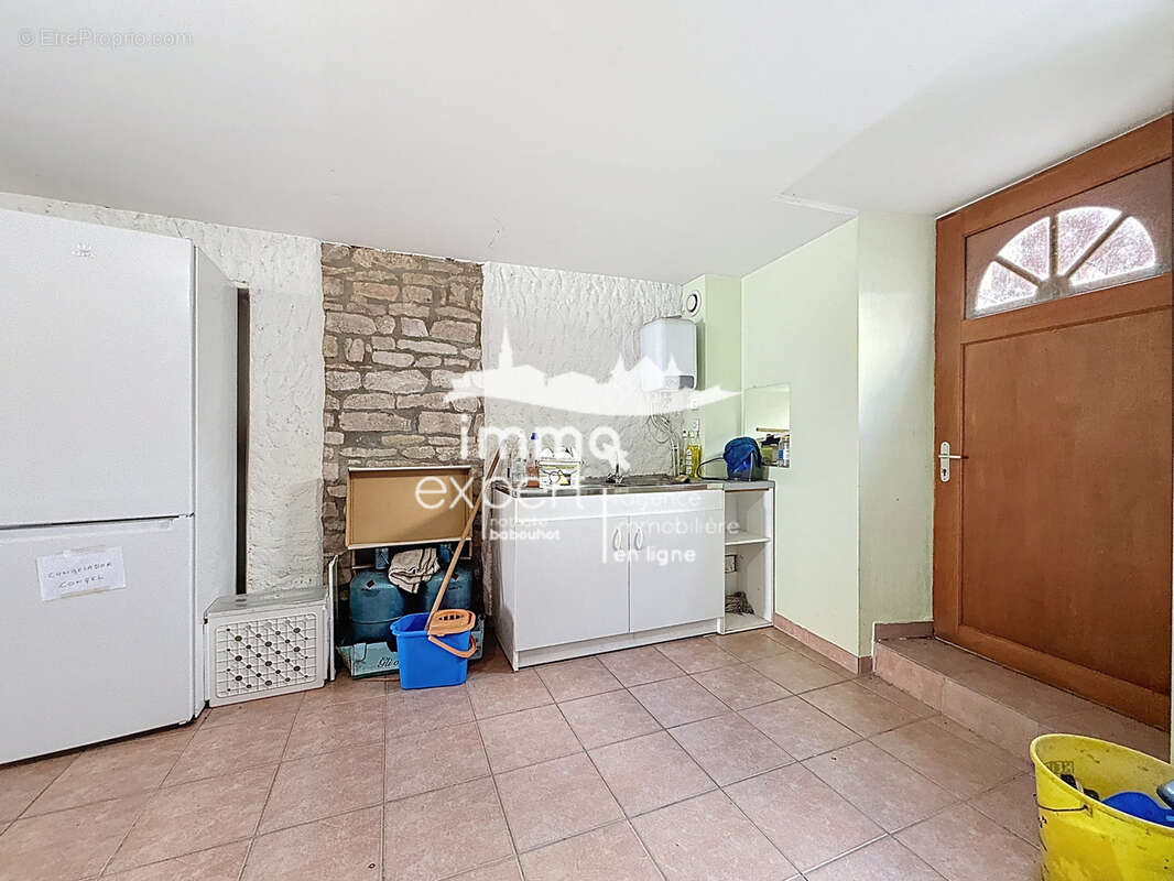 Appartement à MIRECOURT