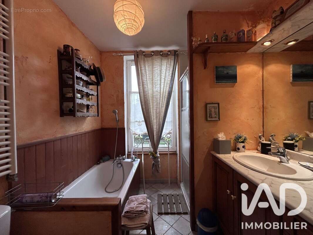 Maison 56 m² à Saint-Aubin-Sur-Mer  - photo 8