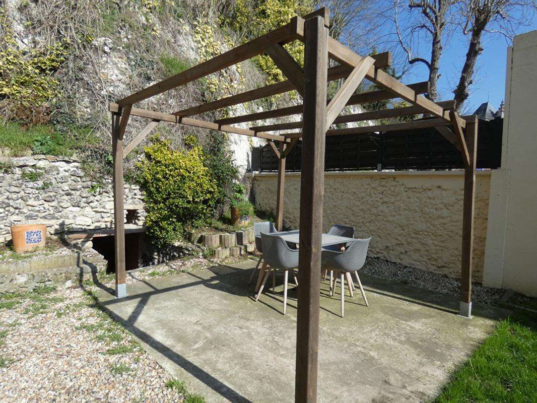 Maison à IVRY-LA-BATAILLE