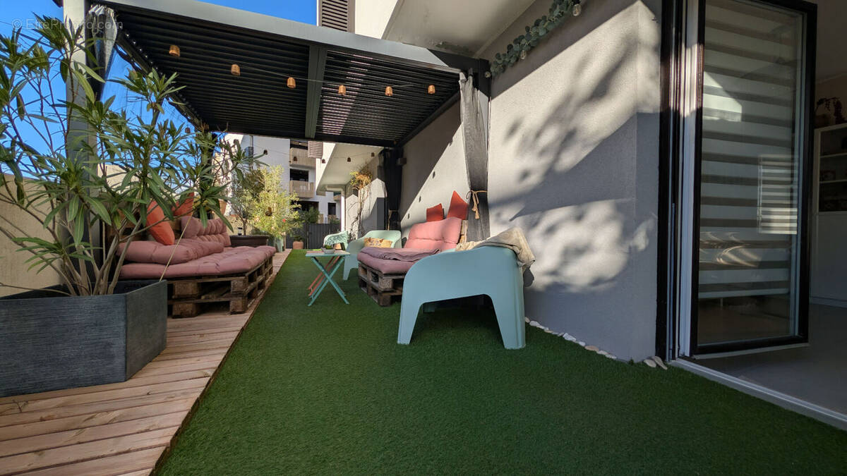 Appartement à SAINT-JEAN-DE-VEDAS