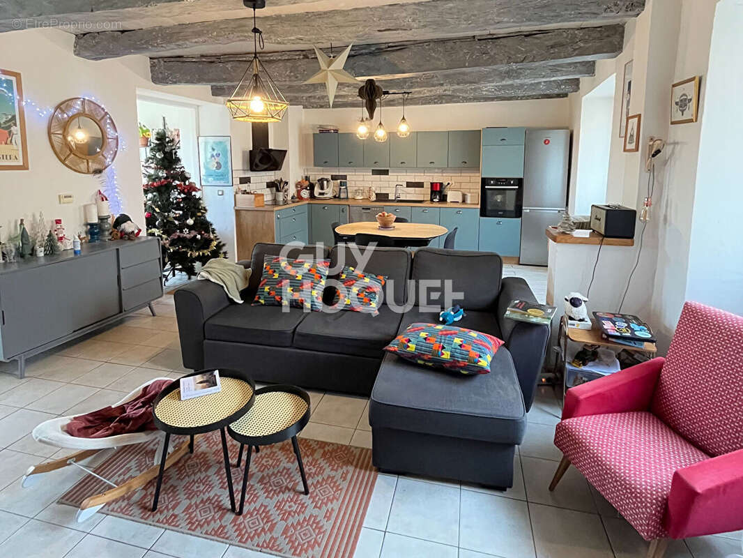 Grande maison familiale avec annexe et terrain à Espère - photo 6