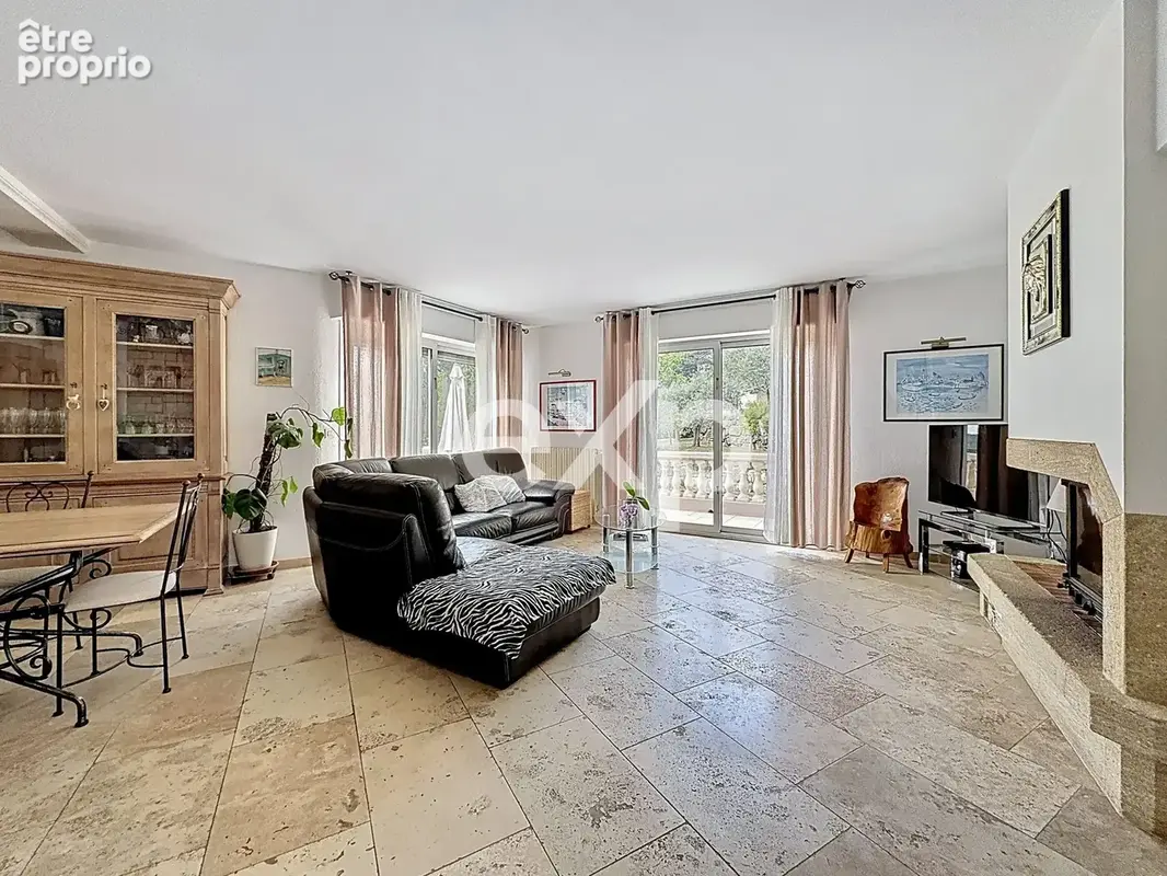 Maison 6 pièces 156 m² à vendre à Opio (06650) - photo 4