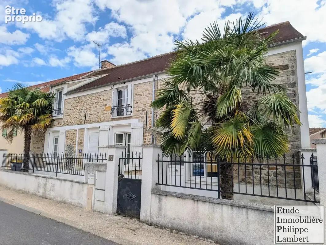 Photo Maison à Le Chatelet-En-Brie au prix de 270 000€