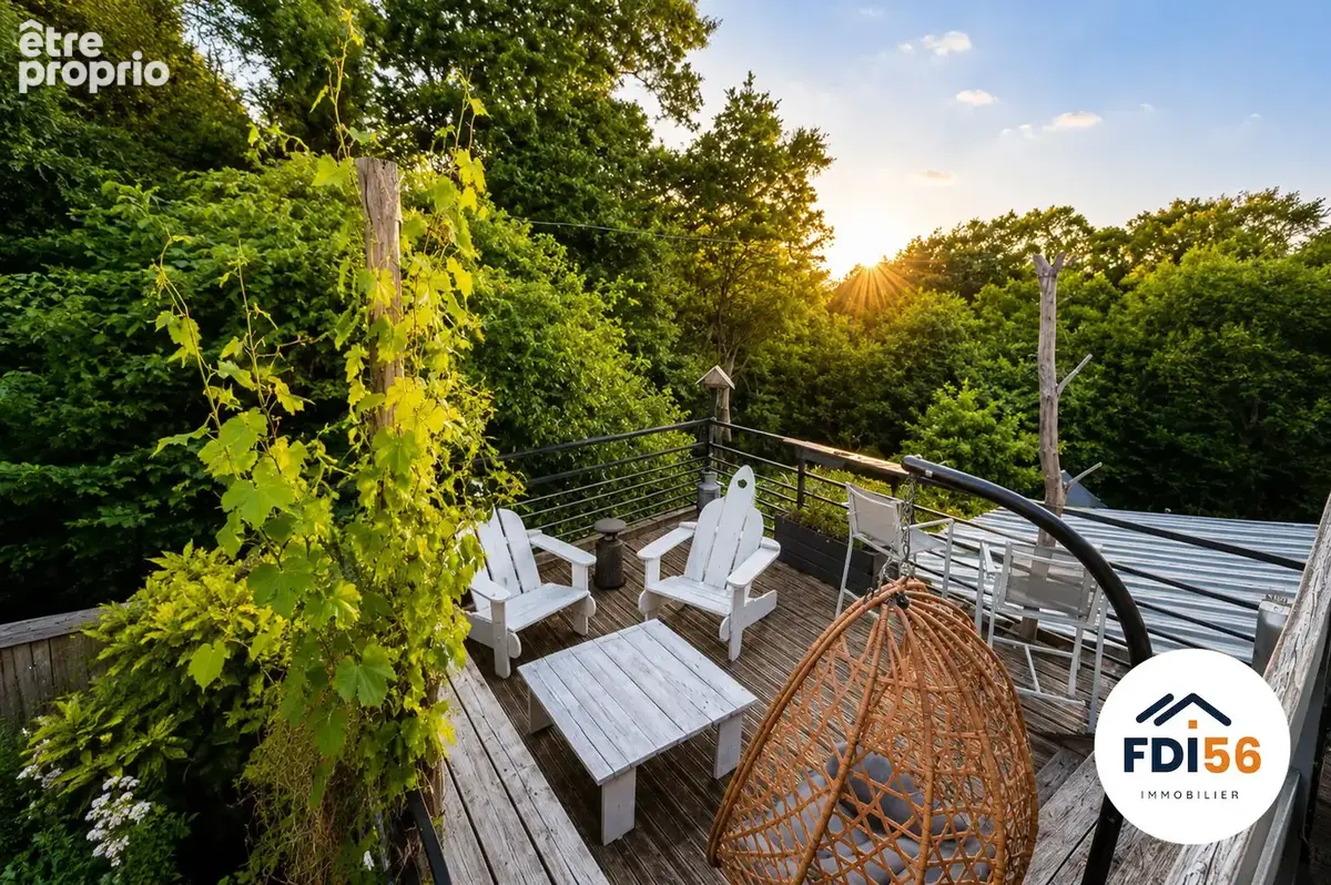 A vendre - maison de 180 m² dans un écrin de verdure - photo 2