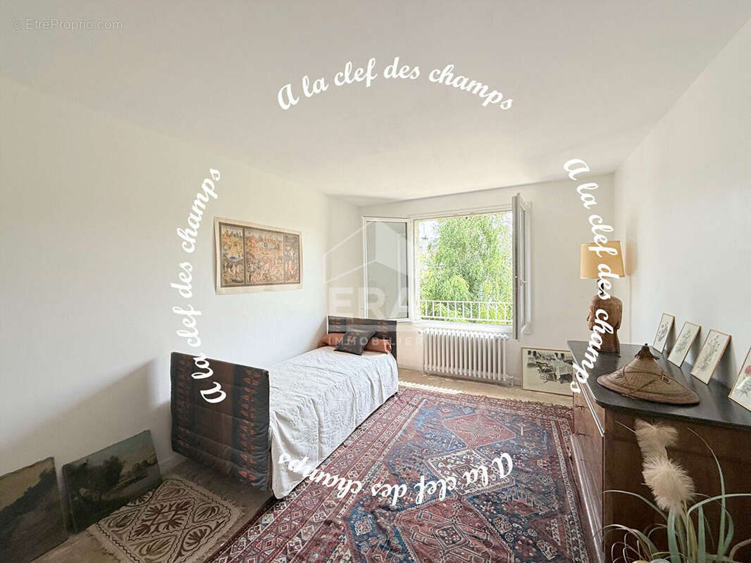 Maison à GIF-SUR-YVETTE