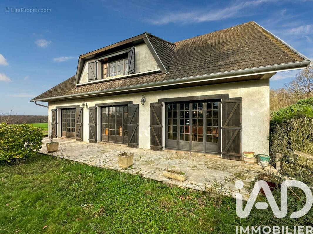 Photo 1 - Maison à CHAMPIGNY