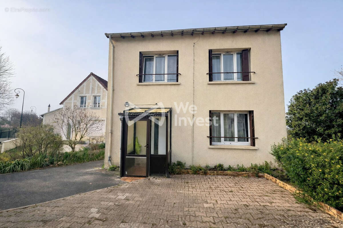 Maison à COULOMMIERS