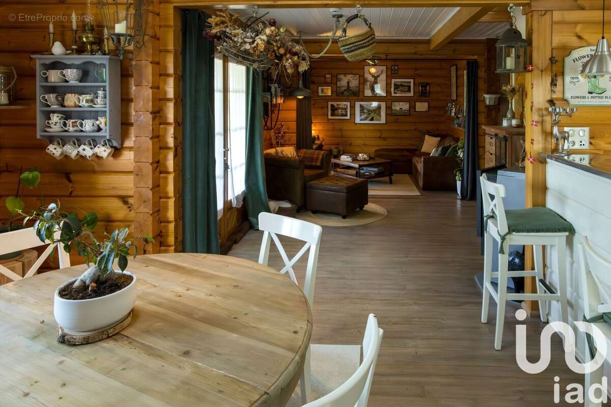 Photo 2 - Maison à VILLEBOURG