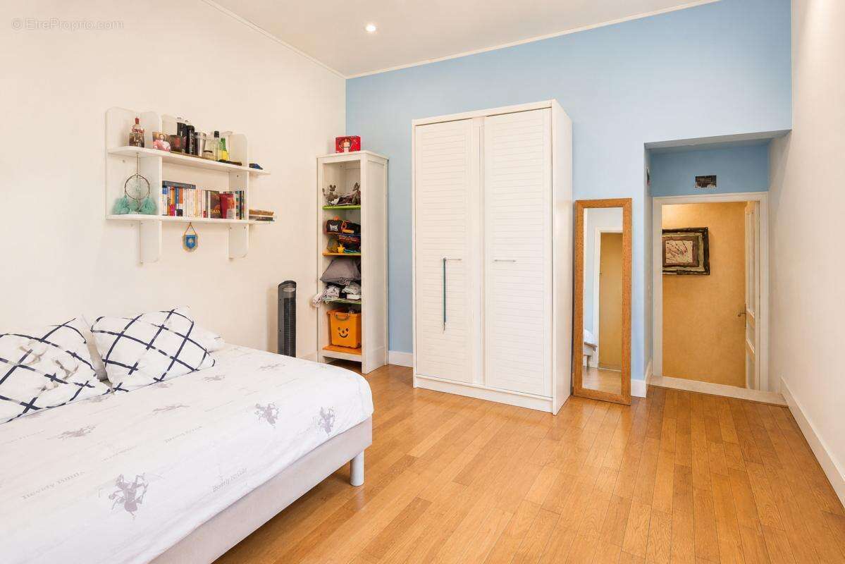 Maison 145 m² à Saint-Gratien  - photo 12