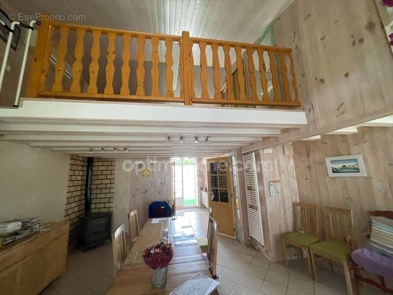 Maison à LE BOIS-PLAGE-EN-RE