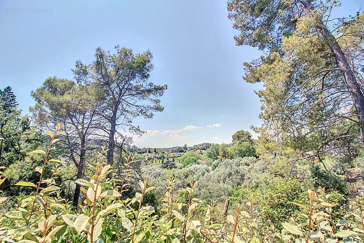 A VENDRE Maison Draguignan 6 pièces 192 m² - photo 9