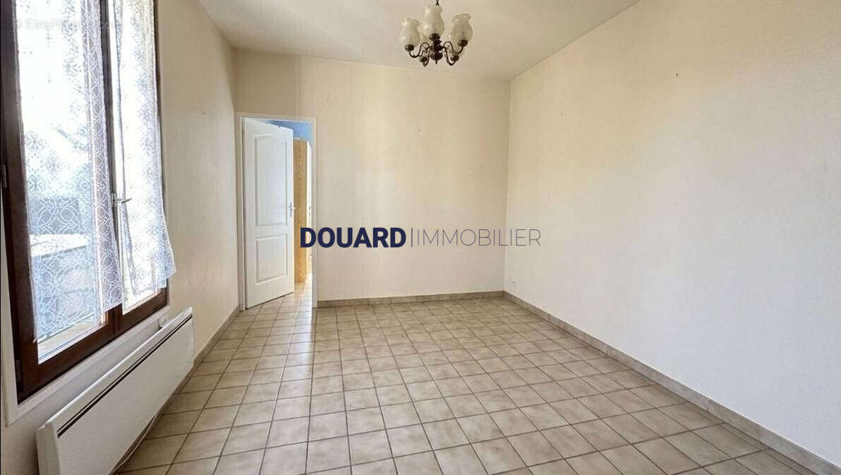Maison à HOUILLES