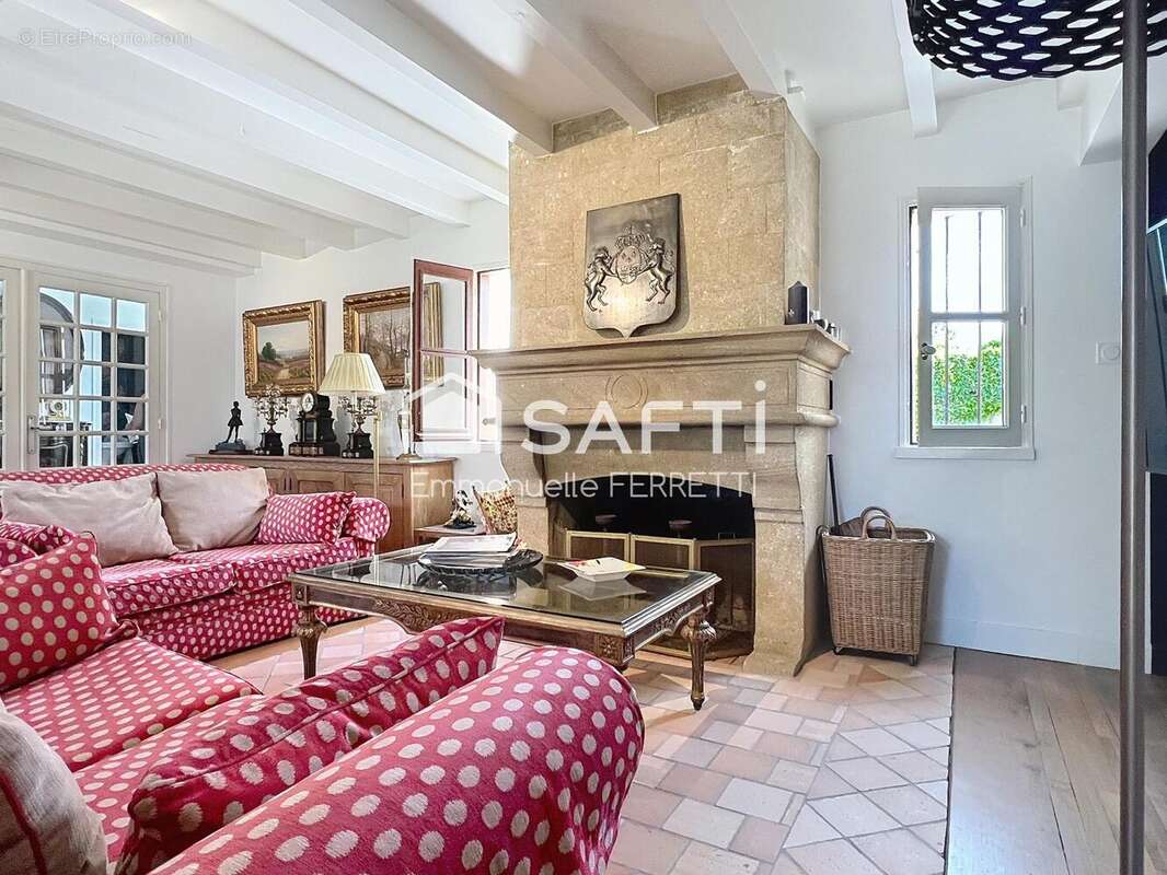 Photo 8 - Maison à MOUTIERS-LES-MAUXFAITS