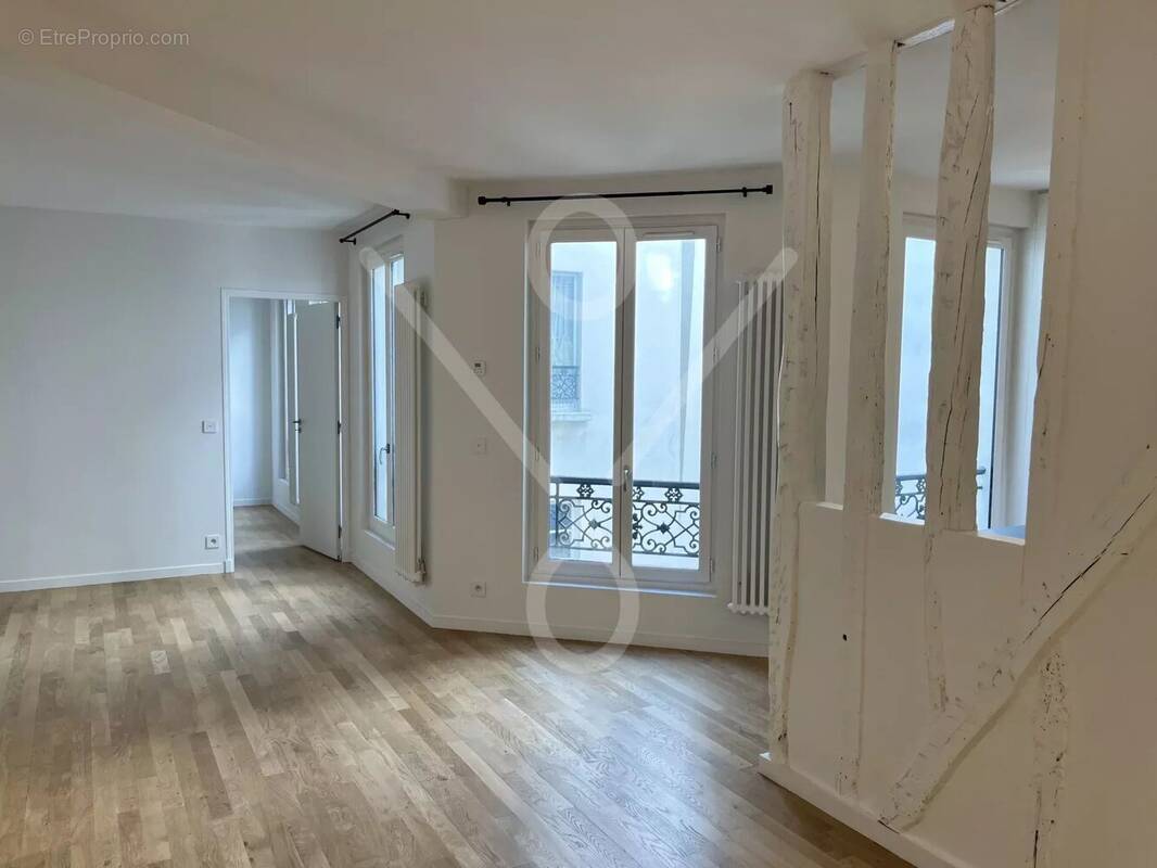 Appartement à PARIS-7E