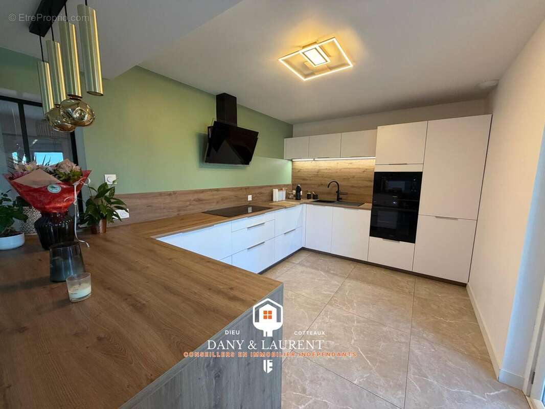 Maison 130 m² à Flines-Lez-Raches  - photo 3