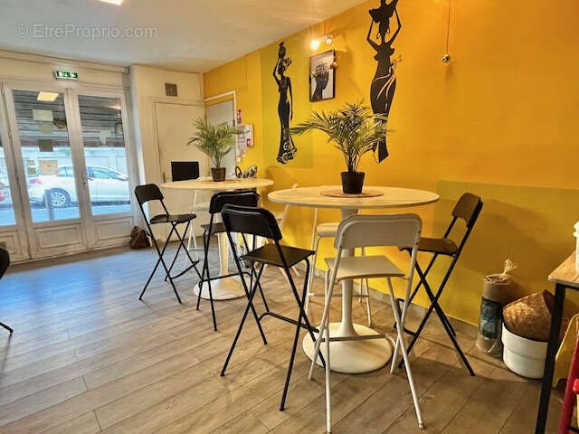 Commerce à MARSEILLE-16E