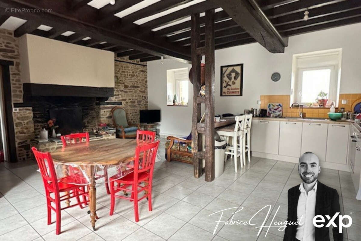 Maison à JANZE