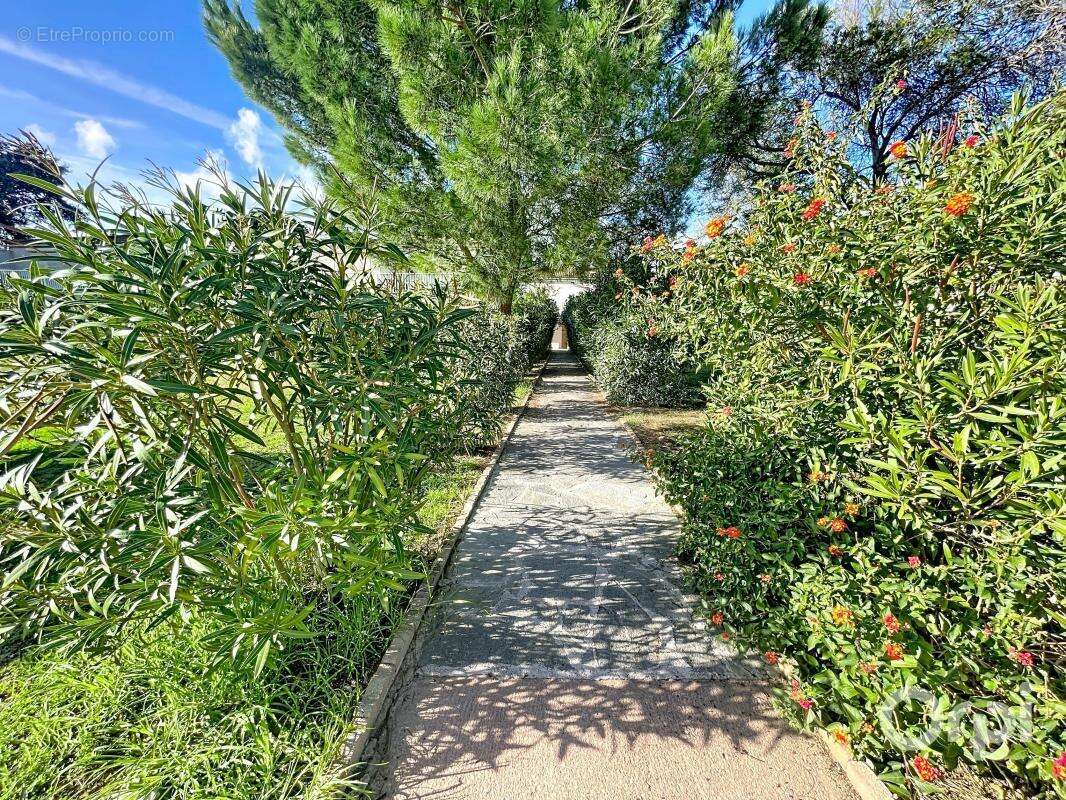 Appartement à LECCI