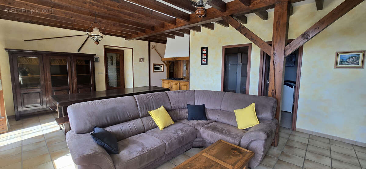 Maison à TIRANGES