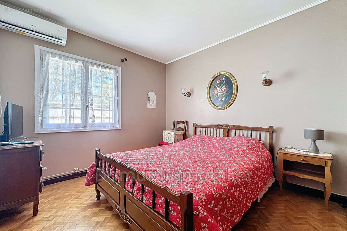 Maison à MORIERES-LES-AVIGNON