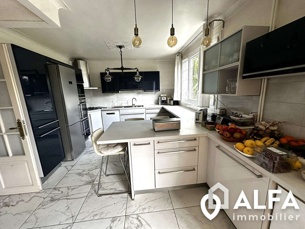 Maison à SAINT-GRATIEN