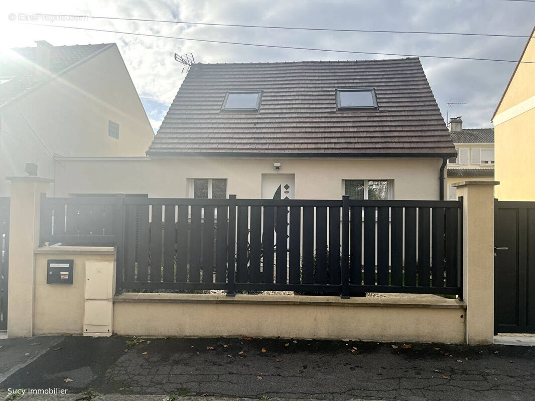 Maison à SUCY-EN-BRIE