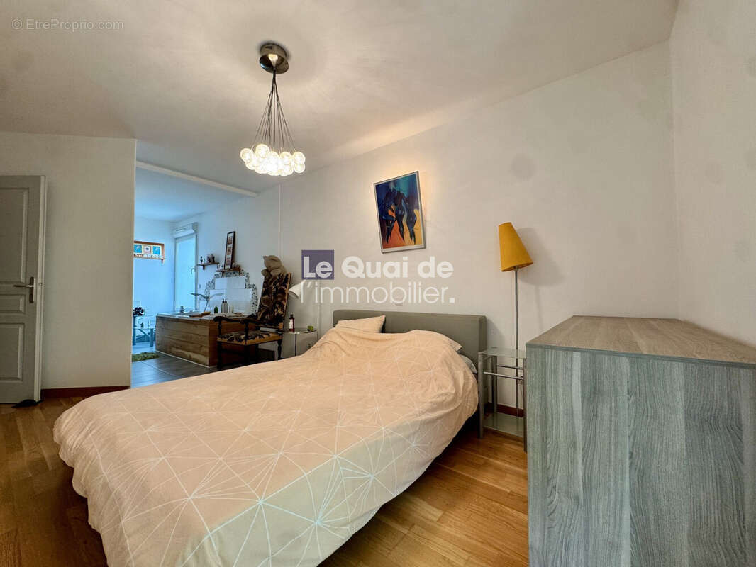 Appartement à MEYLAN