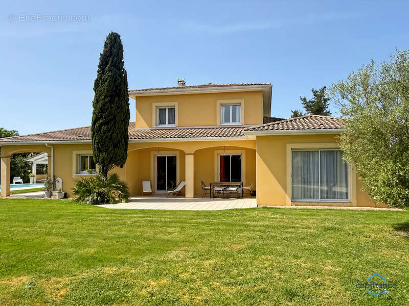 Maison à AIRE-SUR-L'ADOUR