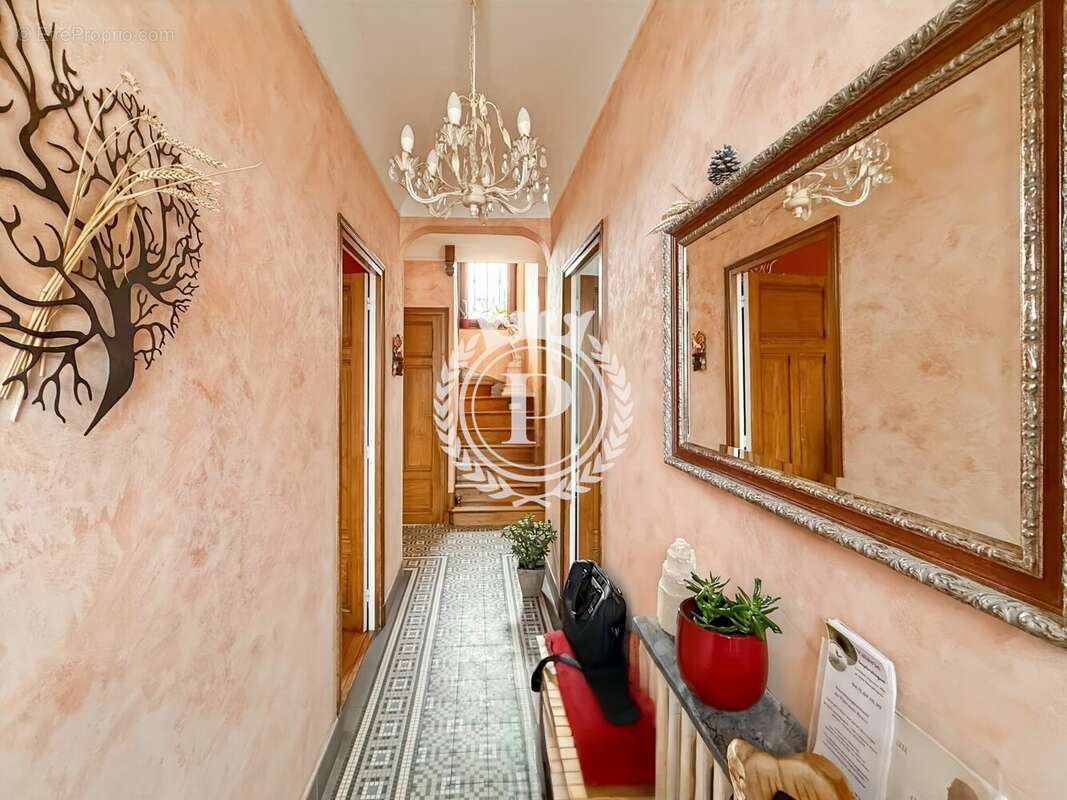 Maison à GRETZ-ARMAINVILLIERS