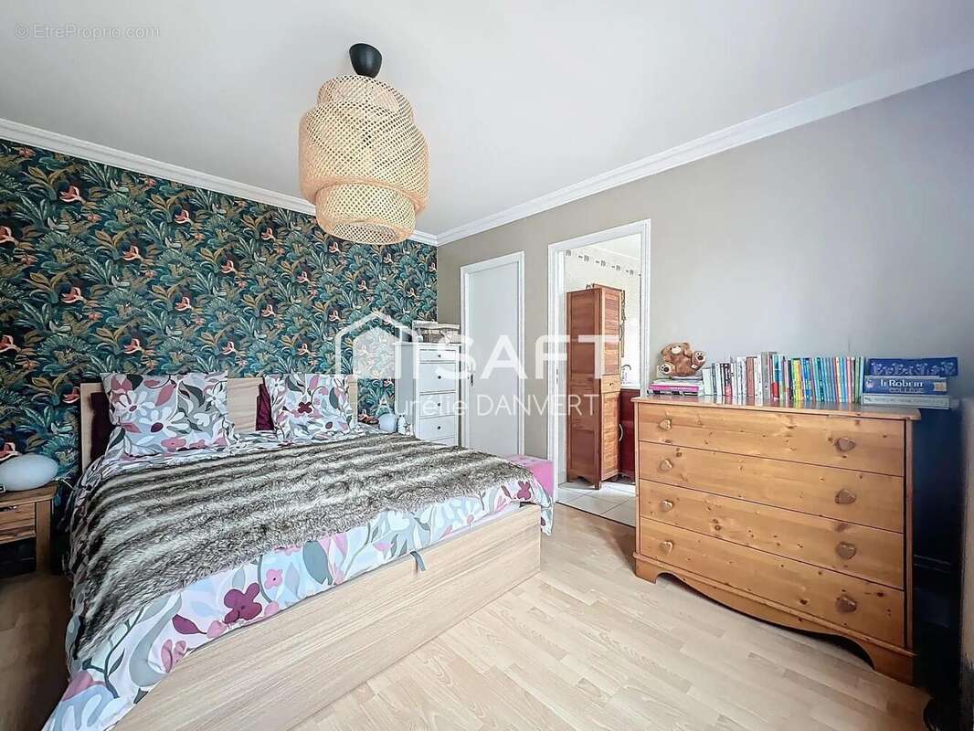 Appartement 118 m² à Rueil-Malmaison  - photo 4