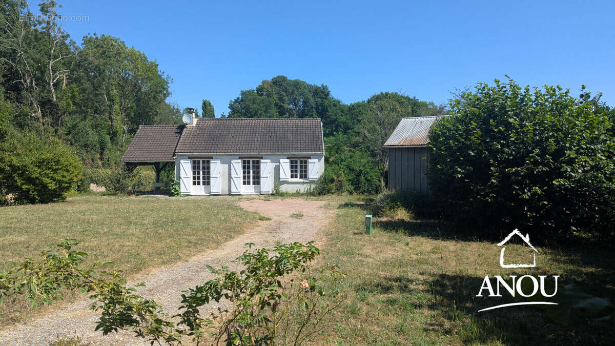 Maison de plain-pied avec jardin arboré - photo 9