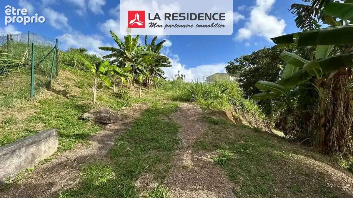 Terrain 690 m² à vendre à Fort-De-France (97200) - photo 3