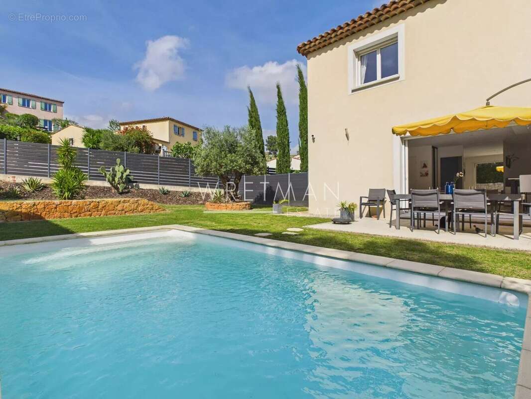 Maison à PEGOMAS