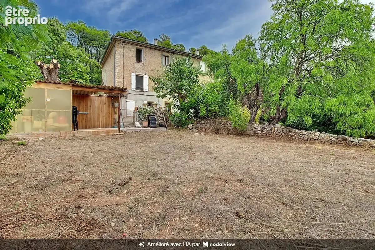 A VENDRE EN EXCLUSIVITE ! LORGUES - Maison 118 m² avec grand terrain d'environ 8 000 m² - photo 2