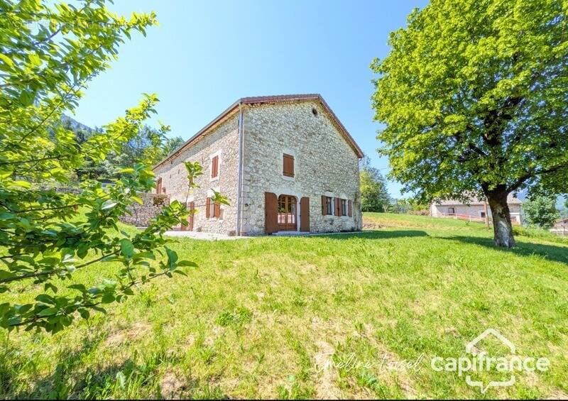 Maison à SAINT-MARTIN-EN-VERCORS