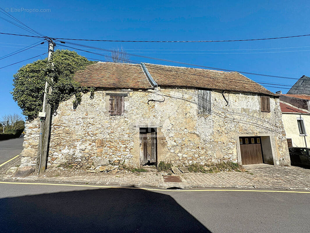 Maison à MAREIL-EN-FRANCE