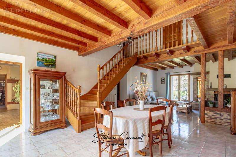 Maison à VILLAMBLARD