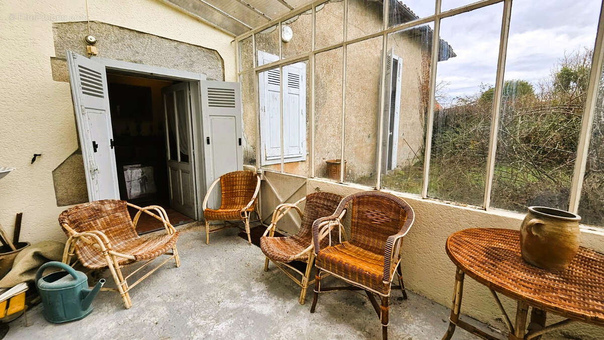 Maison à LES CARS