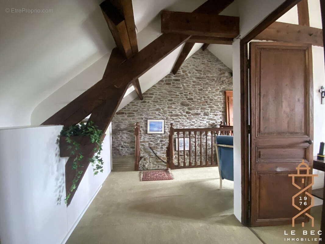 Maison à LE TOUR-DU-PARC