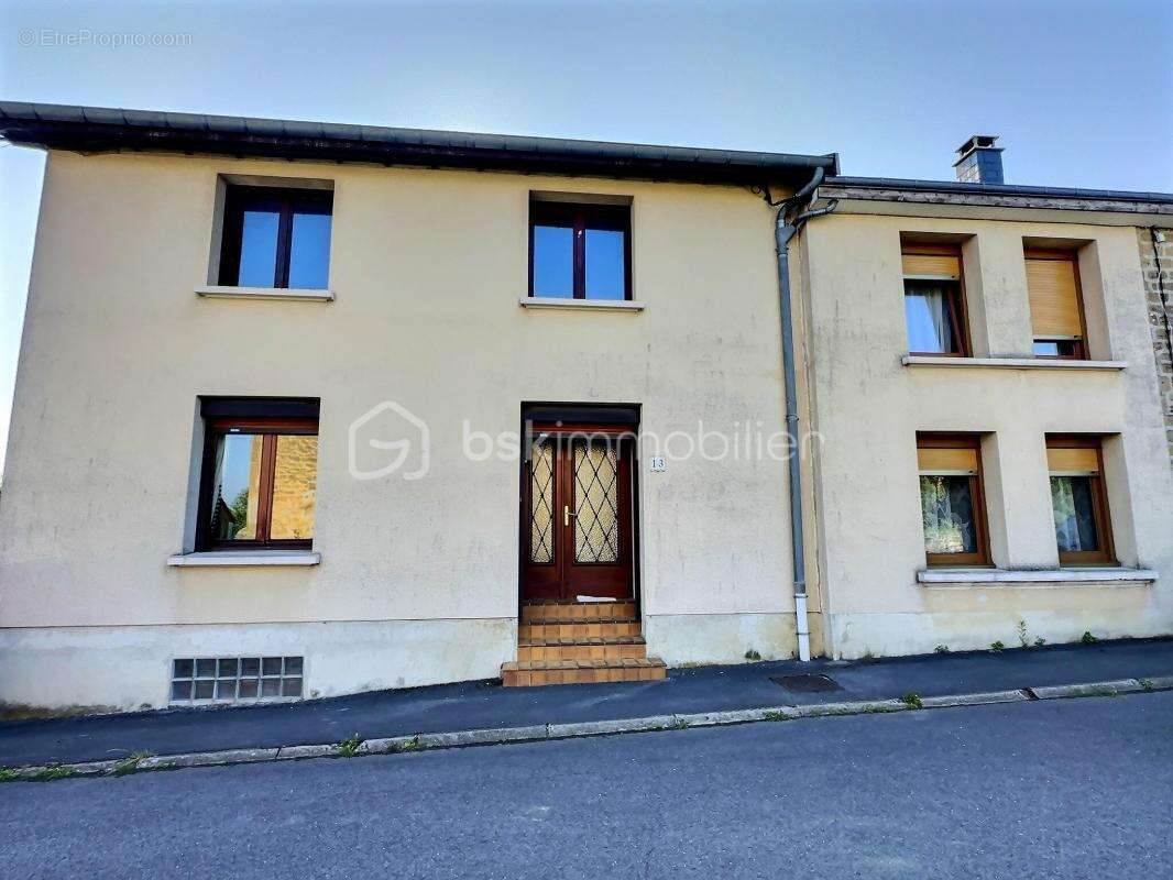 Maison à DOM-LE-MESNIL