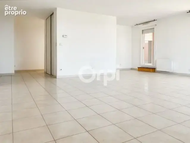 Rooftop t5 de 112 m² – dernier étage – 90 m² de terrasses – vue dégagée – 2 parkings - cave - photo 9