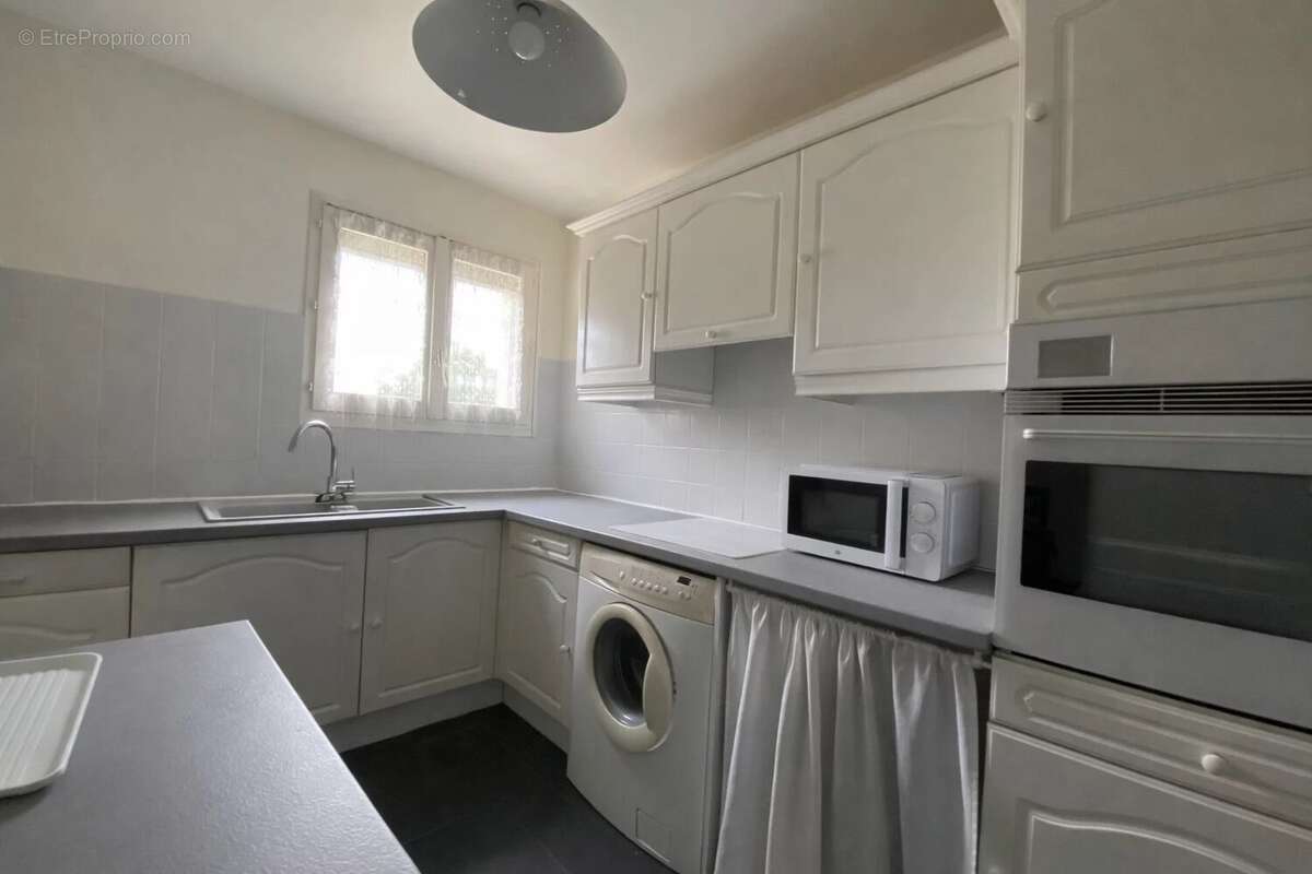 Appartement à LE PLESSIS-TREVISE