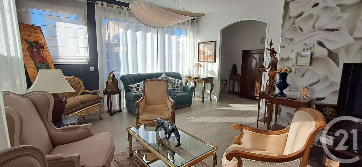 Appartement à SAINT-CYPRIEN