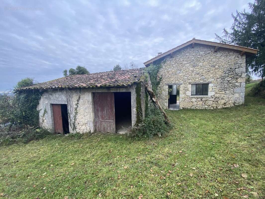 Projet de rénovation – Bâtiment en pierre - photo 3