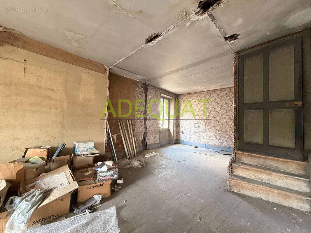 Appartement à LA TOUR-DU-PIN