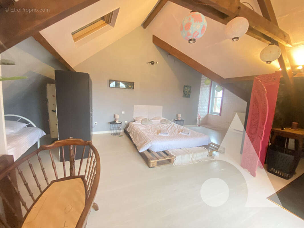 Maison crepy en valois meme 7 chambres avec jardin - photo 13