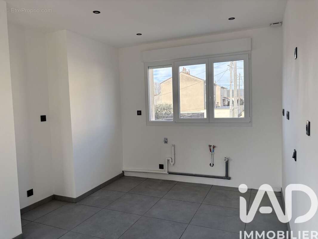 Photo 2 - Maison à AY